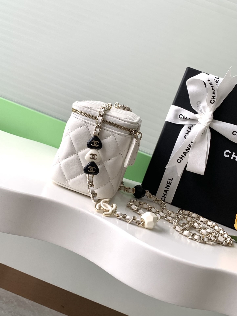 Ch**el cosmetic bags